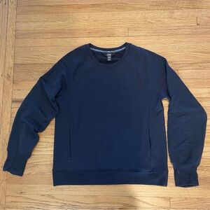 Athleta girl pullover crew neck